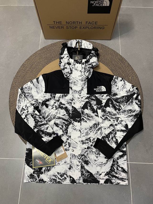 The North Face 1990 Outdoor Snow Mountain Camouflage Waterproof Jacket All acces