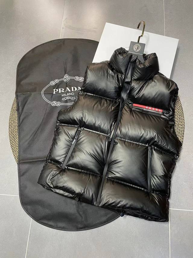 Prad* Prada Fw's most expensive down vest. This one is made from premium domesti