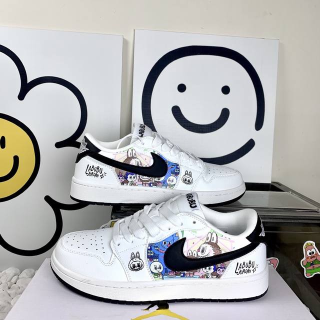 High version of the new Air Jordan 1 Low Aj low-top pull cloth white and black