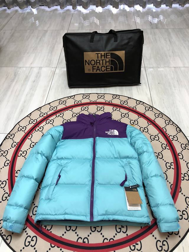 Top-quality original The North Face 1996 DDD. This top-quality replica of the or