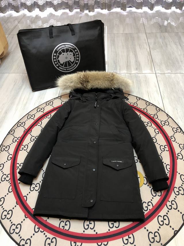 The Canada Goose Trillium Parka, a women's model in the '07 collection and a co