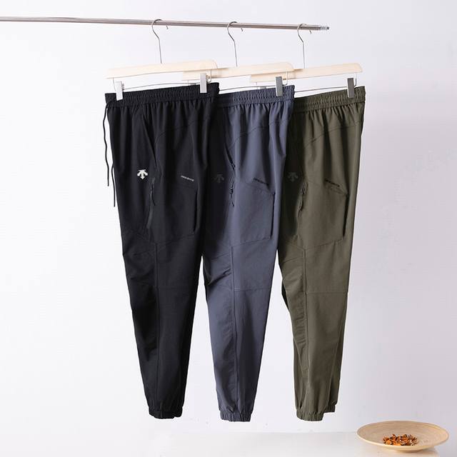 Descente 25Ss correct version of high-quality outdoor trousers with three-dimens