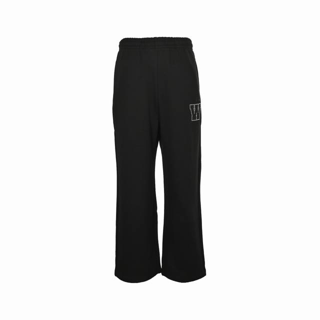 We11 Done pearl rhinestone lettering trousers DDD. Made from the latest Oxford f
