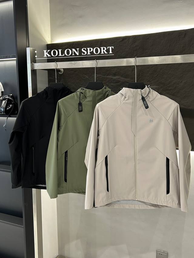 Kolon One-to-One Outdoor Sports Leisure Fleece Softshell Jacket! Unisex! Featuri