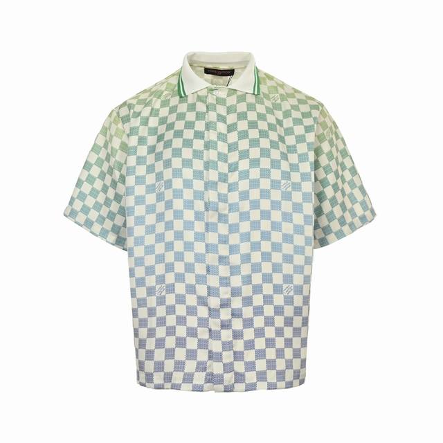 Louis Vuitton Gradient Checkerboard Lapel Short-Sleeved Shirt This Lv short-slee