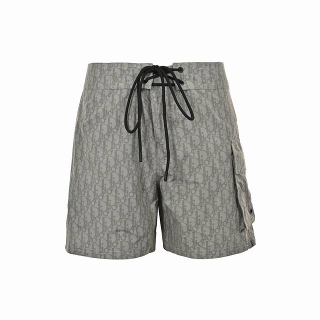 Dior 24Ss all-over monogram shorts The print features a full-body, custom-matche