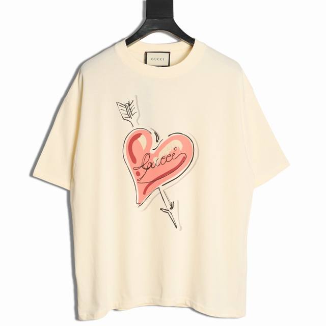 Gucci 25Ss heart arrow print short-sleeve The fabric is made of 230g combed cott