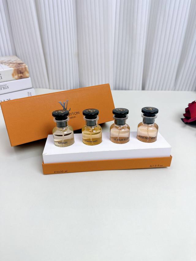 New arrival! Valentine's Day gift! Louis Vuitton LV perfume sample set of four,