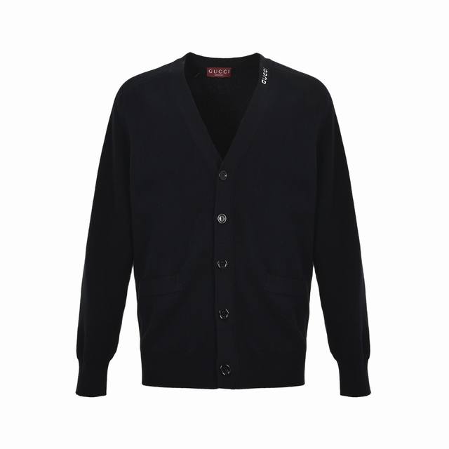 Gucci 25Fw Intarsia Knit Cardigan Sweater DDD. This custom-woven luxury silk-cot