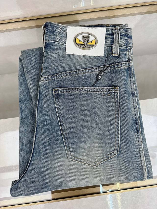 Fendi's 2025 summer new styles are now in stock. These original hot-selling jea