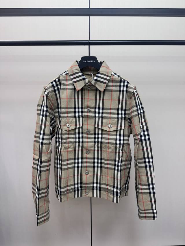 Burberry Plaid Double Pocket Denim JacketDenim canvas fabric, classic Vintage pl
