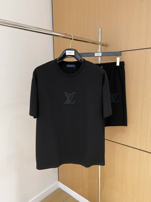 Lv High-End Custom 2025 Spring/Summer New Releases, First Release at the Counter