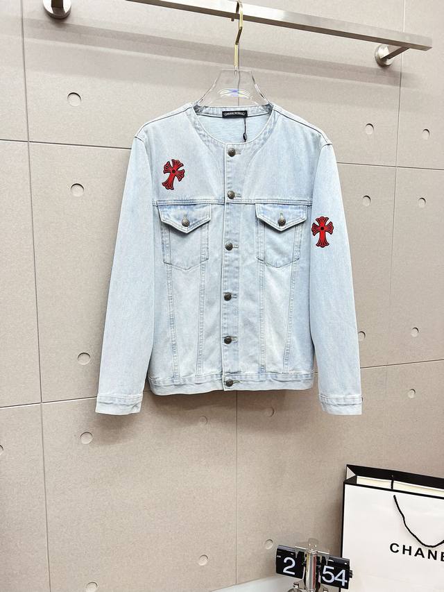 Crowe's top-tier edition! 2025 new washed lettered denim jacket. A no-brainer!