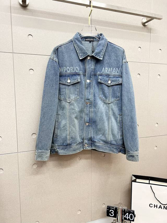Arman's top-tier edition! 2025 new washed lettered denim jacket. A no-brainer! I