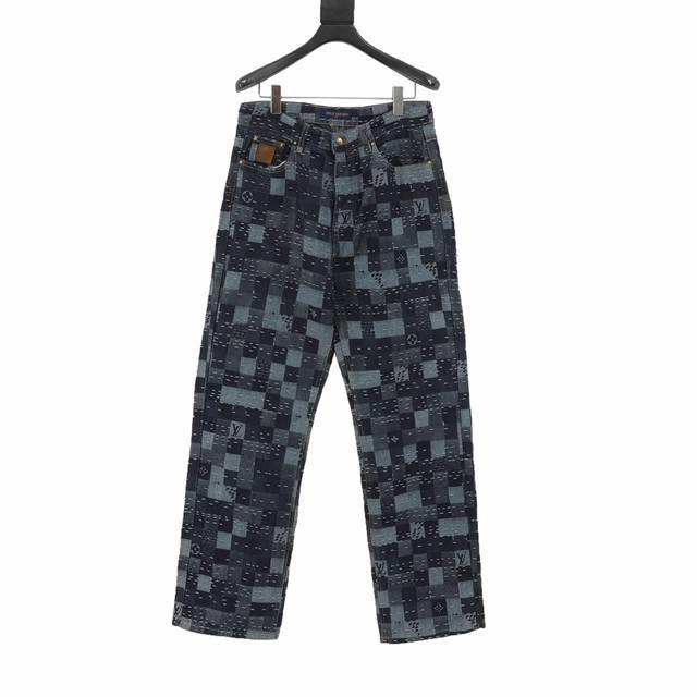 Louisvuittonxnigolv joint patch mosaic plaid suit denim trousers DDD. The origin