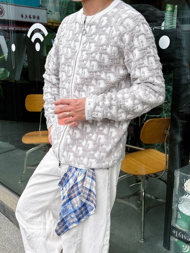 Changed Price Dio* New Dior 25Ss all-over jacquard zippered cardigan. DDD. Made