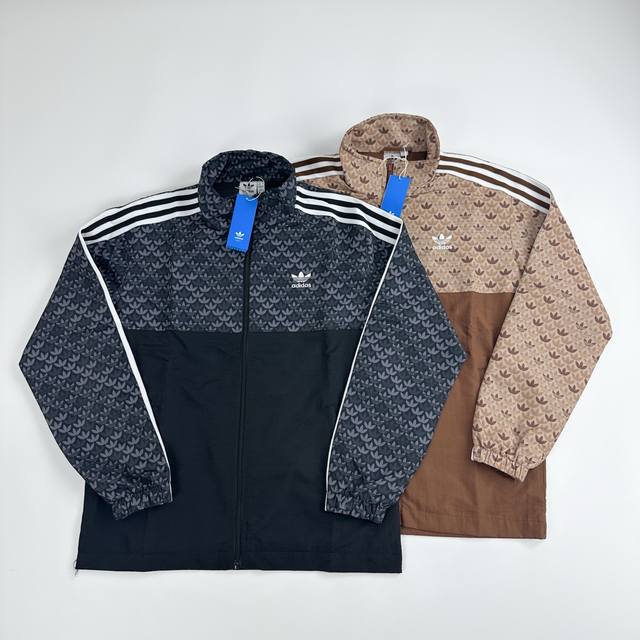 Clover Old Money Style Colorblock JacketA casual jacket that combines comfort,