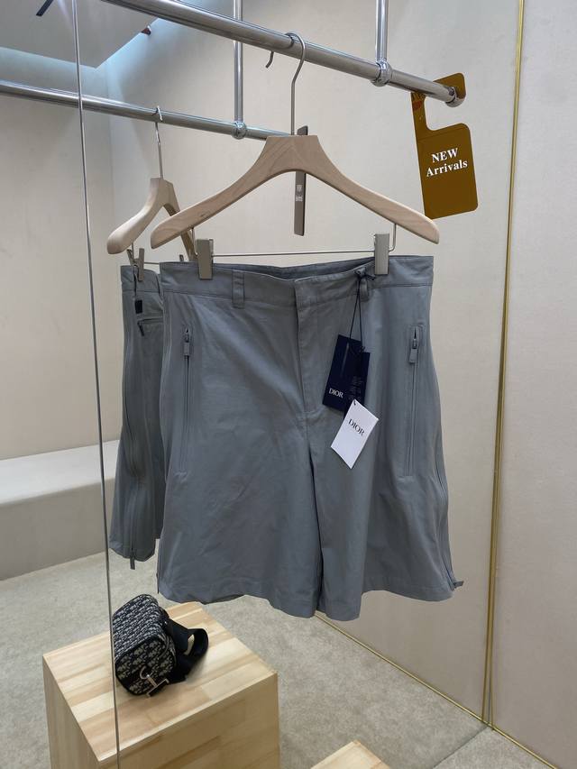 is the main promotion of Dior shorts original mold, made of gray cotton blend f