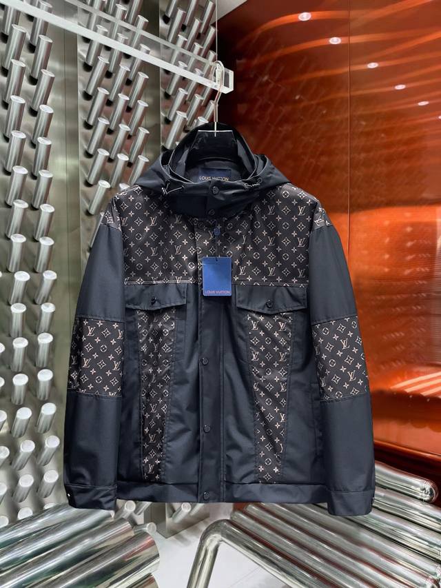 Lv 2025 Spring new casual fashion jacket. Its ultra-avant-garde design is refine