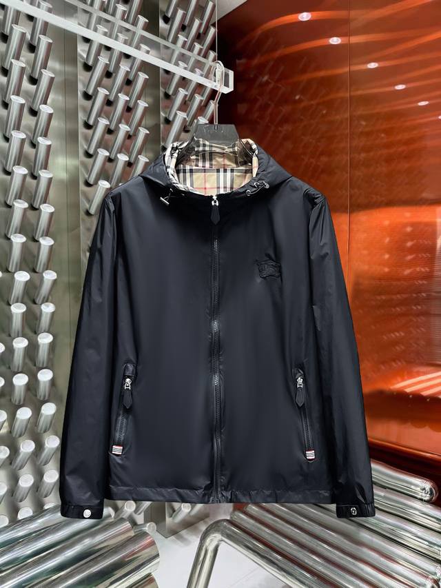 Same style as Burberry's official website, all three labels are available for sa