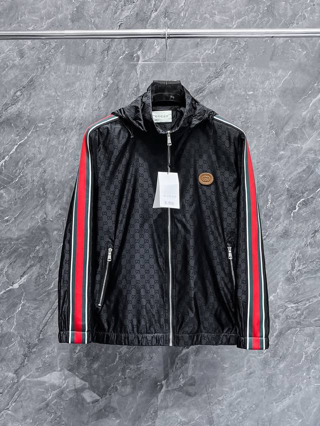 Gucci's new spring 2025 jacket, a runway-fresh item in immaculate condition. The