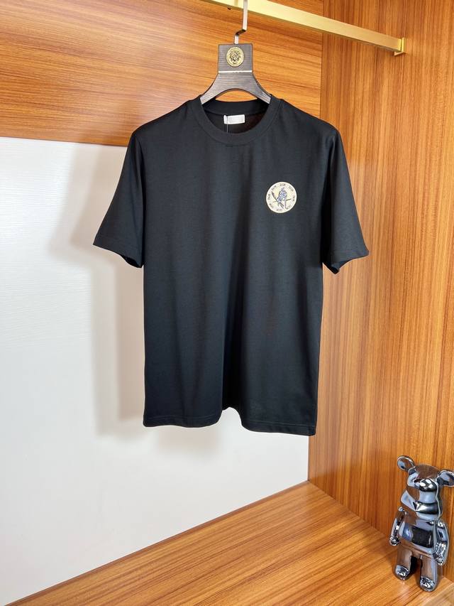 Dior 2025 Spring/Summer new arrivals, complete with three labels. Round neck, pu