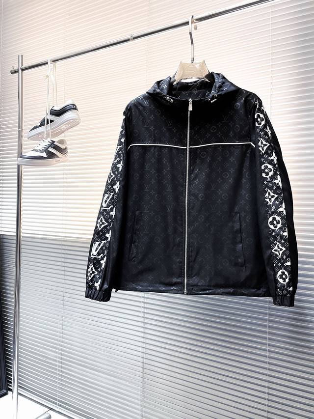 Louis Vuitton Lv official website style, all three labels complete, on sale in