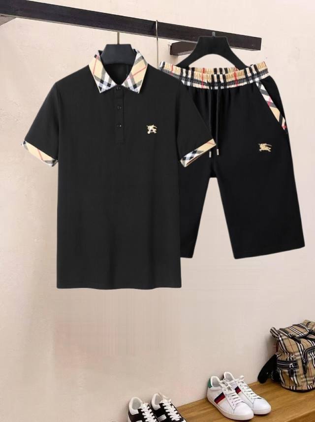 Qq Brand round neck short-sleeved shorts suit. Made of pure cotton fabric, it wo