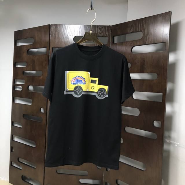 Qiu Louis Vuitton 2025 Spring/Summer newest short-sleeved T-shirt, soft to the t
