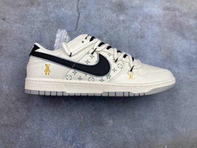 Special price Exclusive real shot of Nike SB Dunk Low "Year of the Snake Series