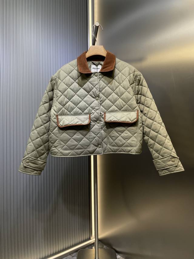 Miumiu 2025 new arrivals: diamond-quilted lapel down jacket. custom-made. Made o