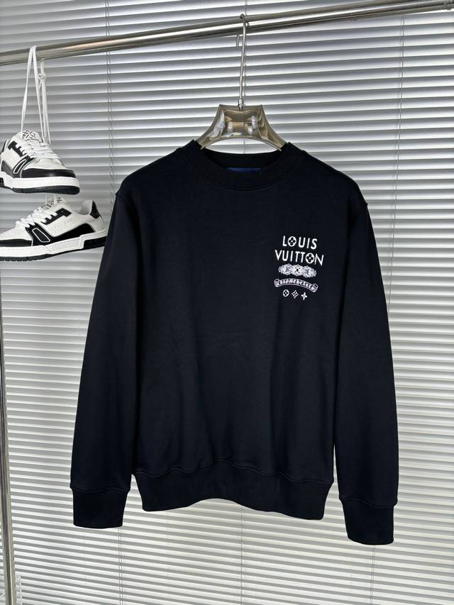 Co-branded printed sweatshirt DDD. Made from custom-woven and dyed 420g combed