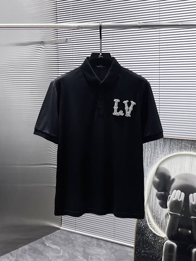 Louis Vuitton's new summer 2025 Lv 2025Ss lapel short-sleeved polo shirt, a hig