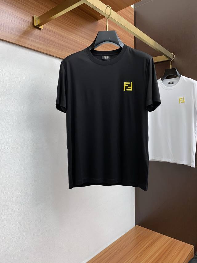 Fendi's 2025 Spring/Summer new collection debuts at the counter. This high-end,