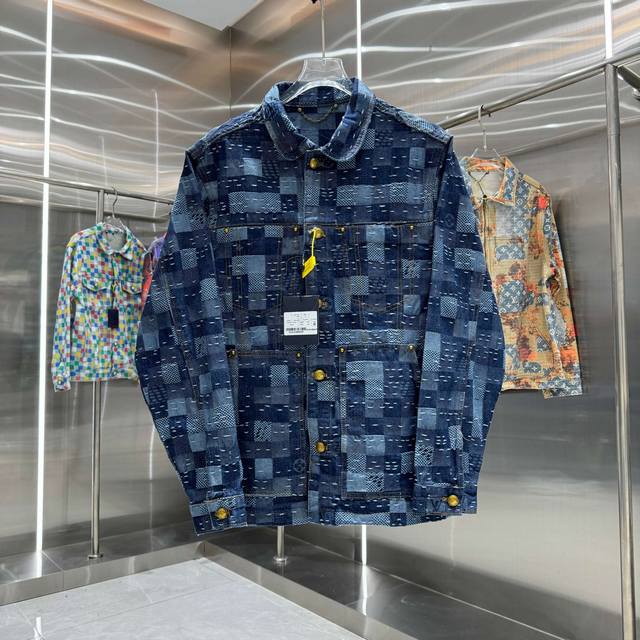 Lv Louis Nigo's new autumn/winter collaboration, a jacquard checkerboard denim j