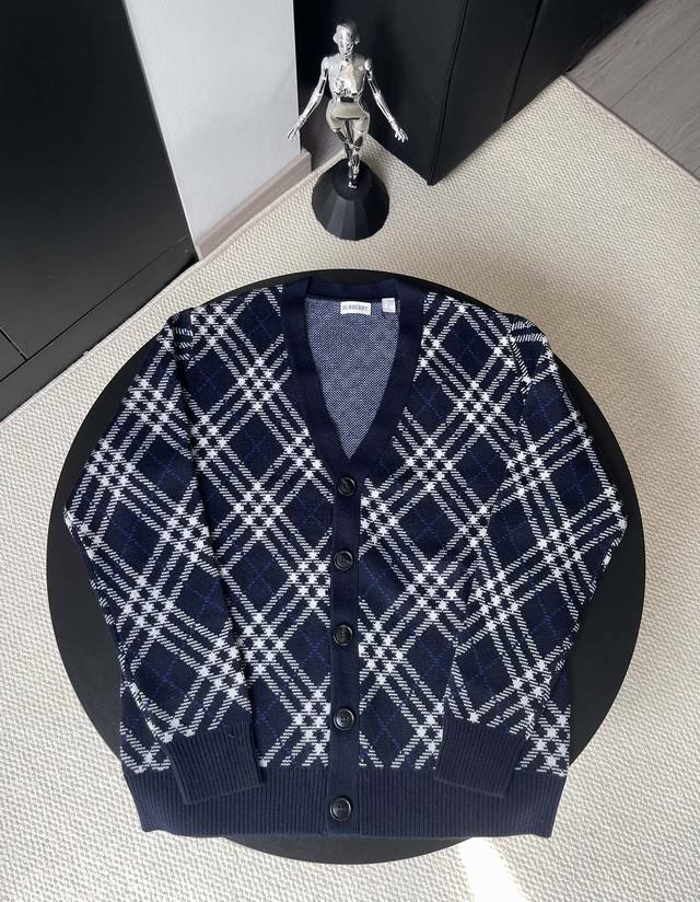 Burberry 25Fw Twill Check Wool V-Neck Knit Cardigan Exclusive High-Rise Edition!