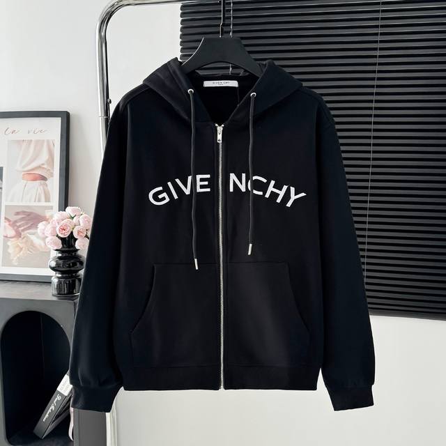 Style number: A68 Givenchy large-logo embroidered zipper hooded sweatshirt jack