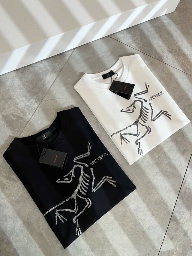 Arcter*X Arc'teryx Spring/Summer 2025 New Unisex Short-Sleeved T-Shirt. Canada G