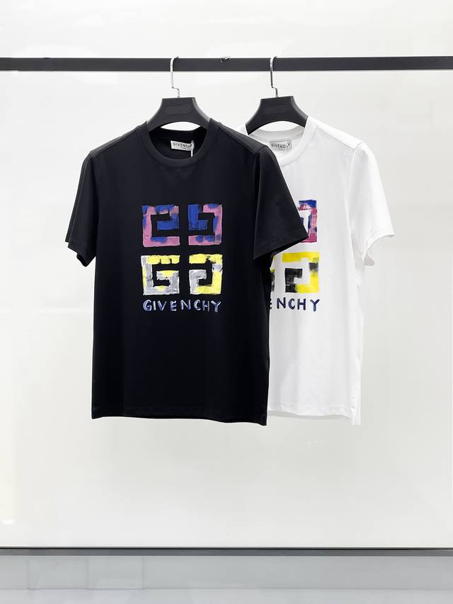 Givenchy's 2025 Spring/Summer new collection debuts at the counter. This high-e