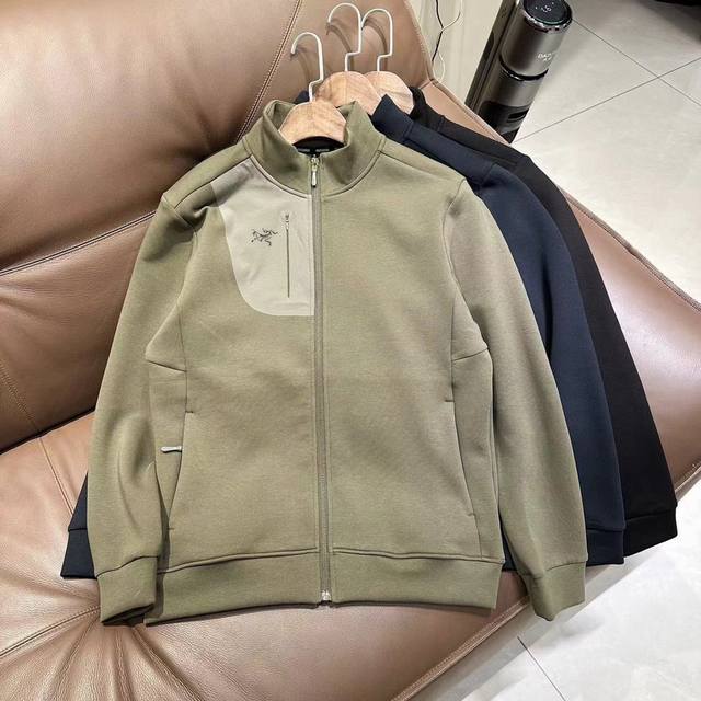 Arc'Teryx's new autumn knitted stand-up collar jacket is a wardrobe style. The h