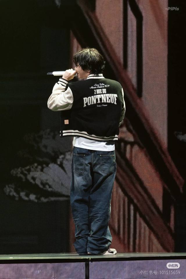 For DDD, this Louis Vuitton LV collaboration runway-inspired baseball jacket. I