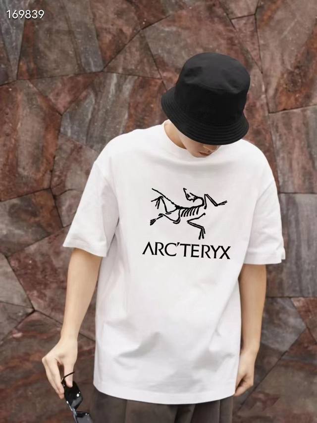 Arcteryx Arc'teryx high-grade gray color classic basic couple short-sleeved T-sh