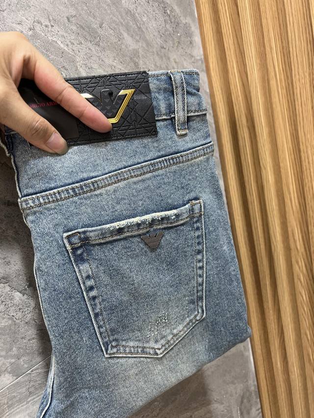 Armani Armani 2025 Spring/Summer new arrivals, three complete jeans with labels.
