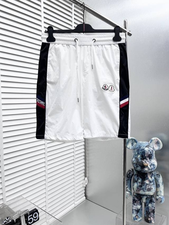 Moncler* 2025 new summer shorts, custom-made quick-drying fabric with a soft, sm