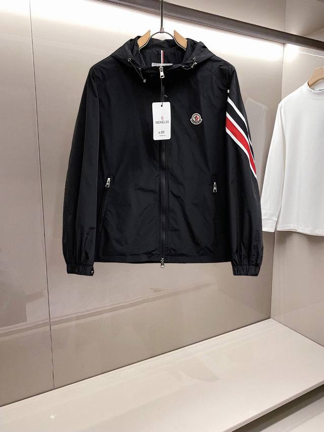 Moncler's new spring 2025 fashion casual jacket, made of imported high-tech fabr