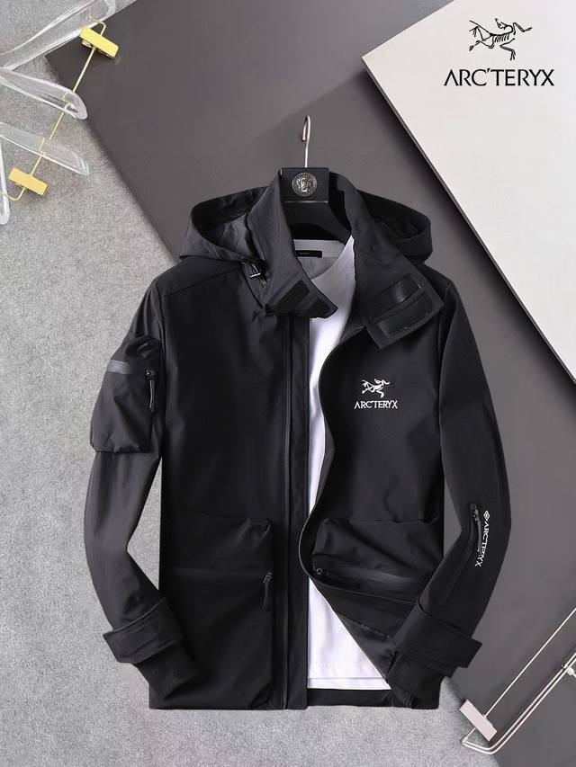 Same style as Arc'teryx's official website, with all three labels complete, avai