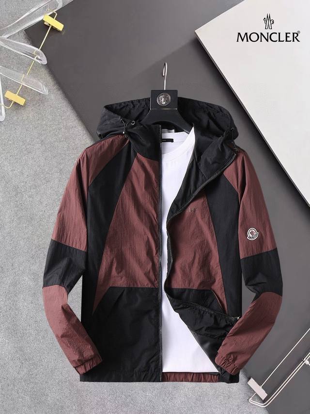 Same style as the official Moncler website, with all three labels, available in