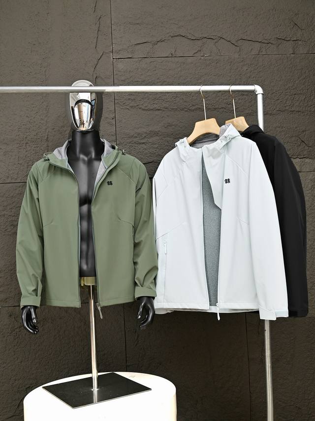 Kolon 25 New Fall Arrival! Men's all-weather outdoor hiking jacket! Highly reco