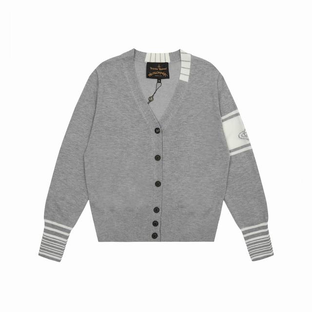 Vivi20# Autumn style for all seasons Vivienne West Woo D Queen Mother Vivian Sat