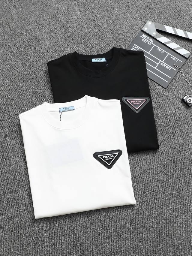 Prada 25Ss Craftsmanship: 3D triangular logo pure cotton short-sleeved T-shirt!